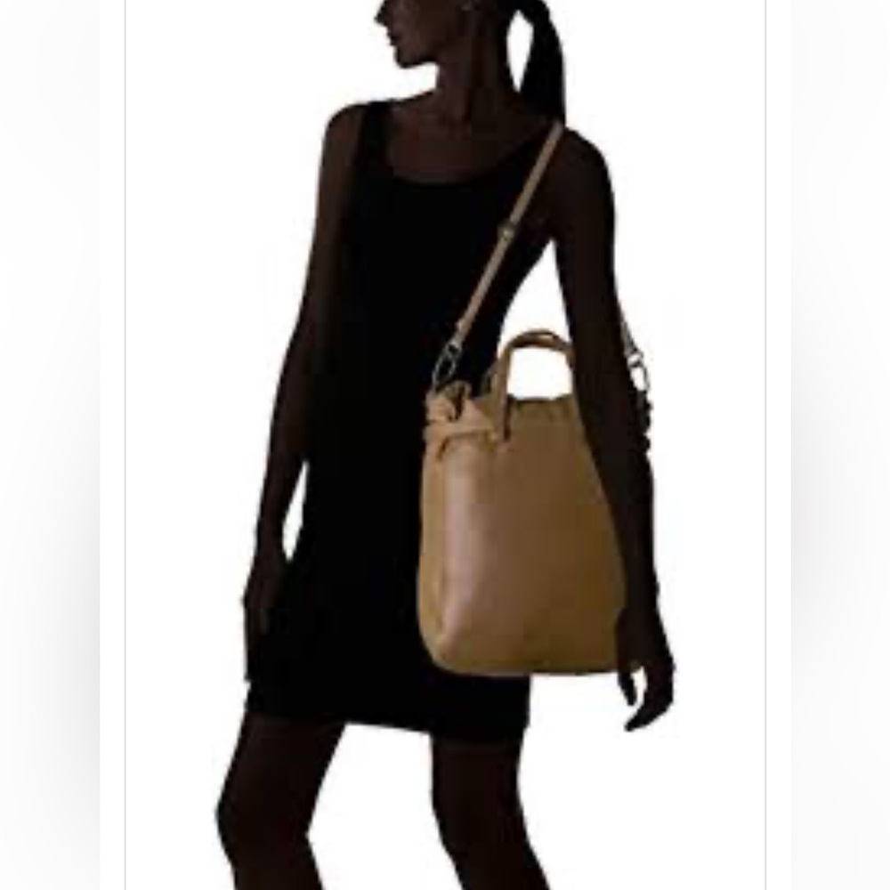 Liebeskind Berlin Women's Belfast Vintage Leather Convertible Backpack beige